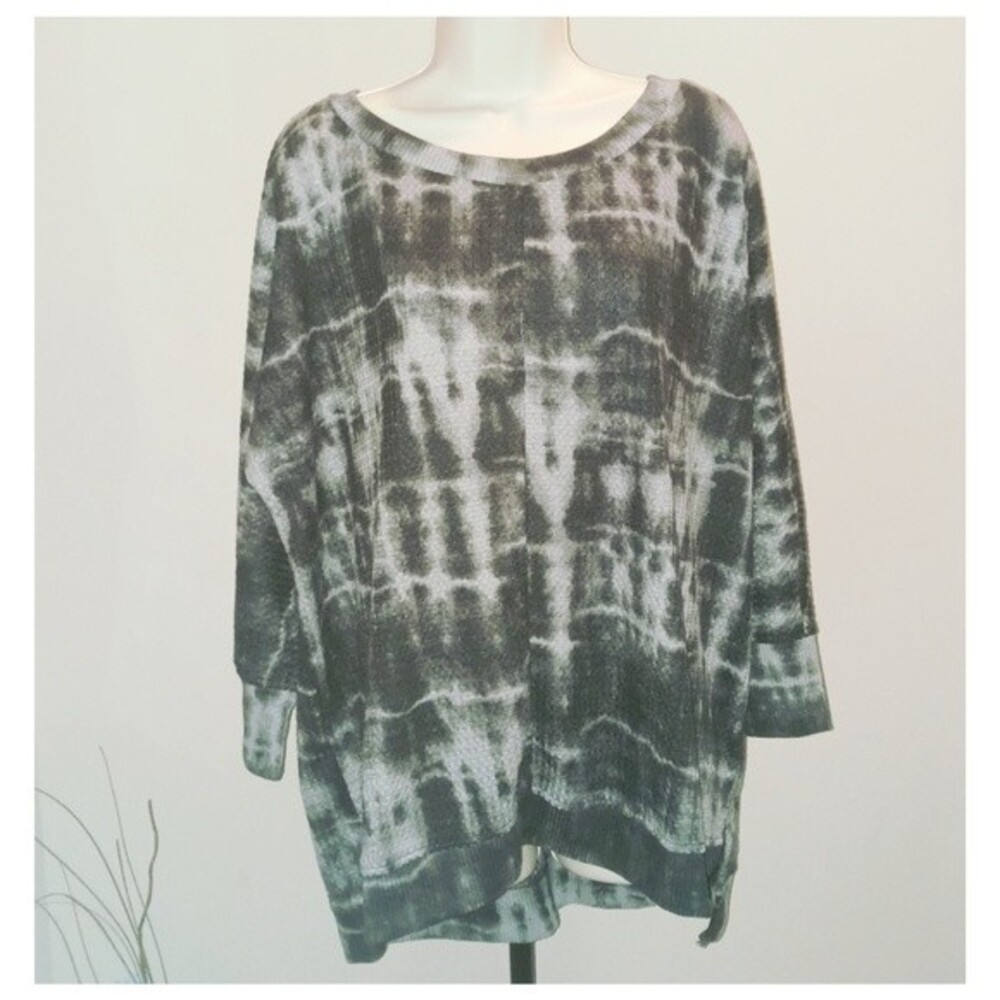French Laundry Soft Waffle Black & Gray‎ Top